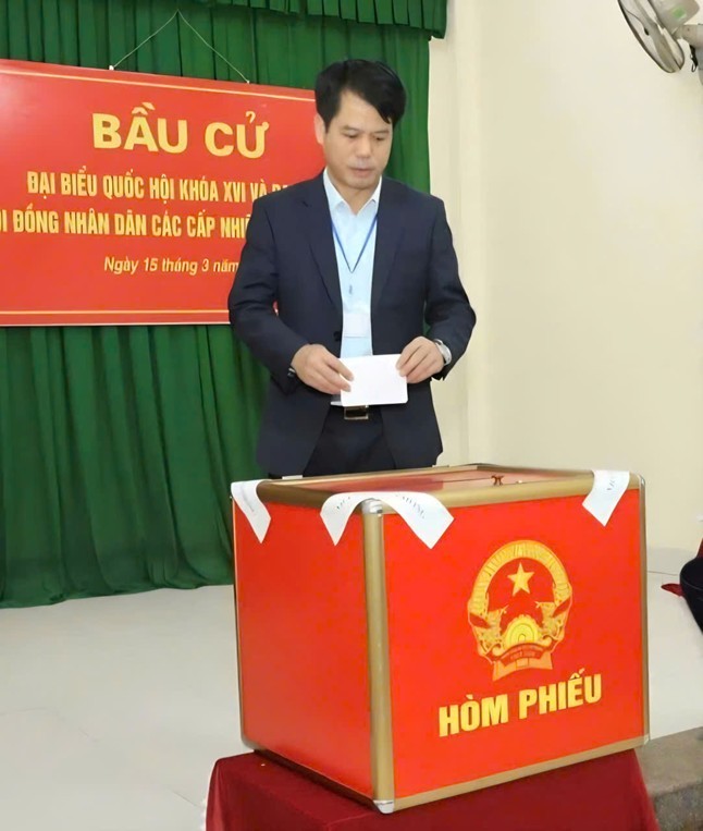 Náo nức trong Ngày hội lớn toàn dân đi bầu cử