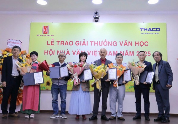 tro chuyen cung nha van le thanh ky nghe han nuoi than van chuong nuoi tam
