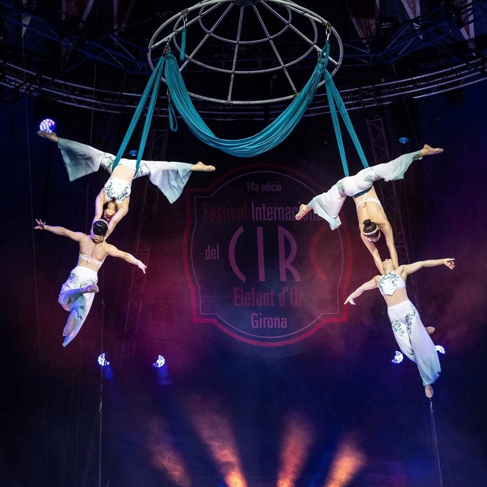 “Đu nón” chính thức nhận được lời mời tham dự Liên hoan Xiếc Monte Carlo 2027