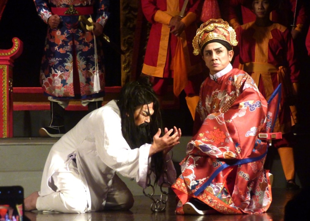 Sân khấu Việt trước ngưỡng cửa mới