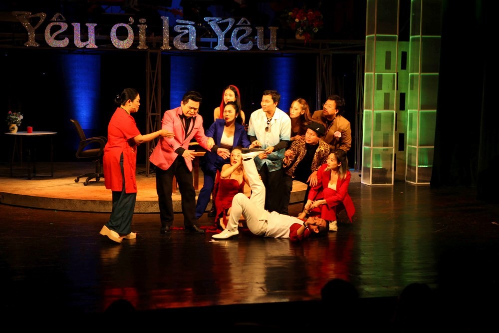 Tháng 4 tại Nhà hát Tuổi trẻ Việt Nam