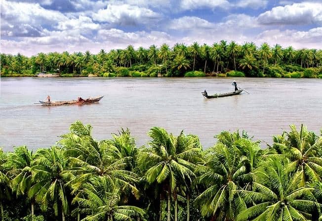 Triệu phú của tình thương. Truyện kí của Hữu Thỉnh