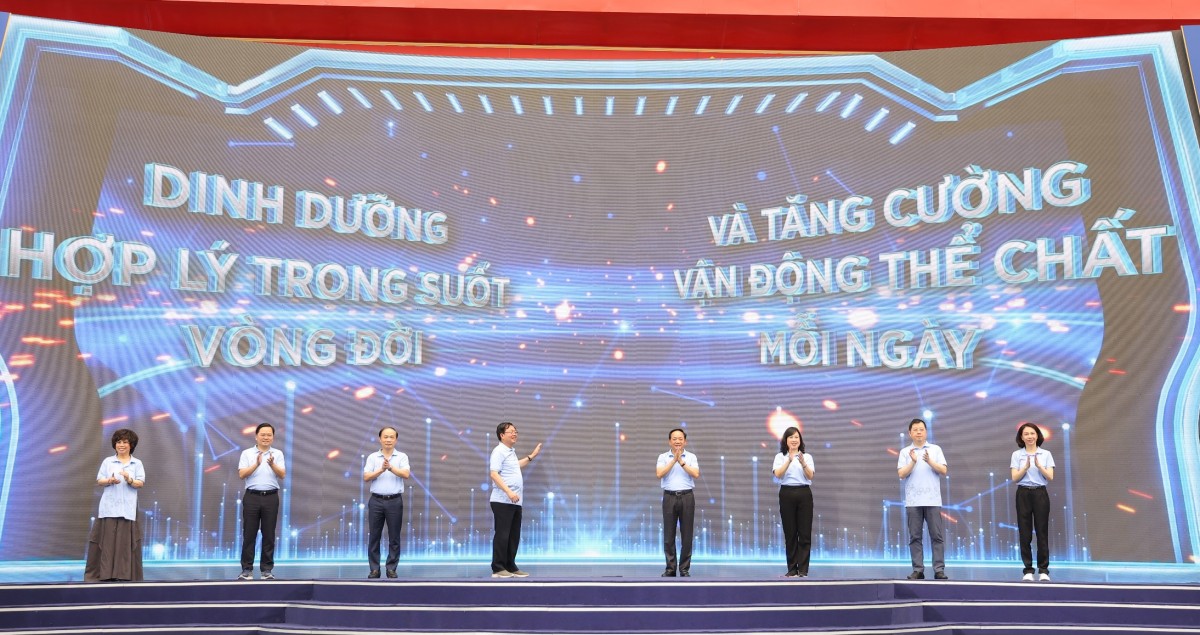 Lễ mít tinh phát động Ngày Sức khỏe toàn dân - Vì một Việt Nam khỏe mạnh