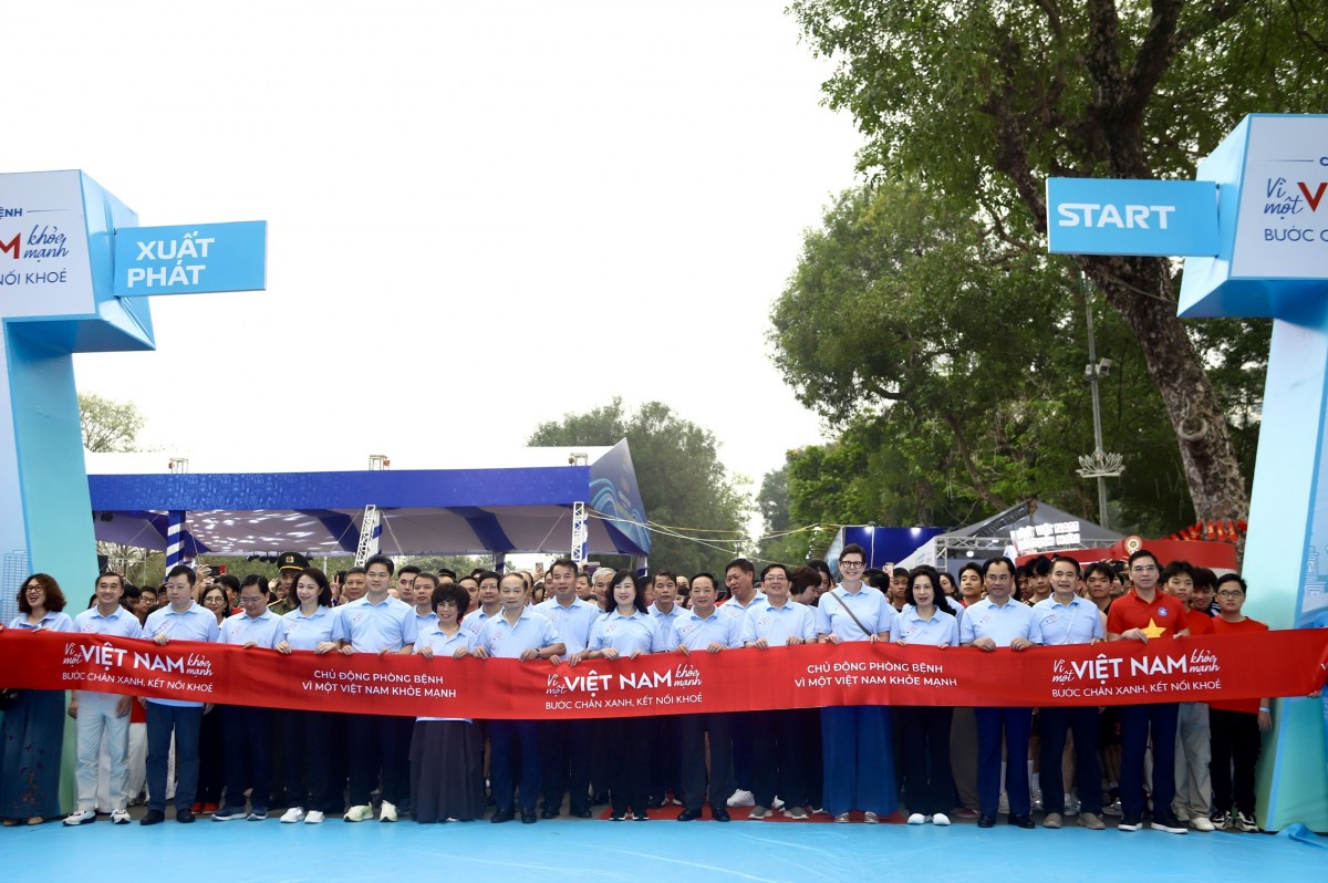 Lễ mít tinh phát động Ngày Sức khỏe toàn dân - Vì một Việt Nam khỏe mạnh