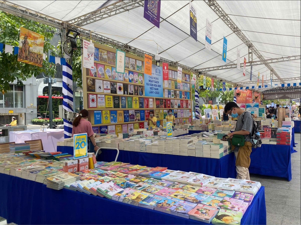 Xây dựng thói quen đọc trong kỷ nguyên số