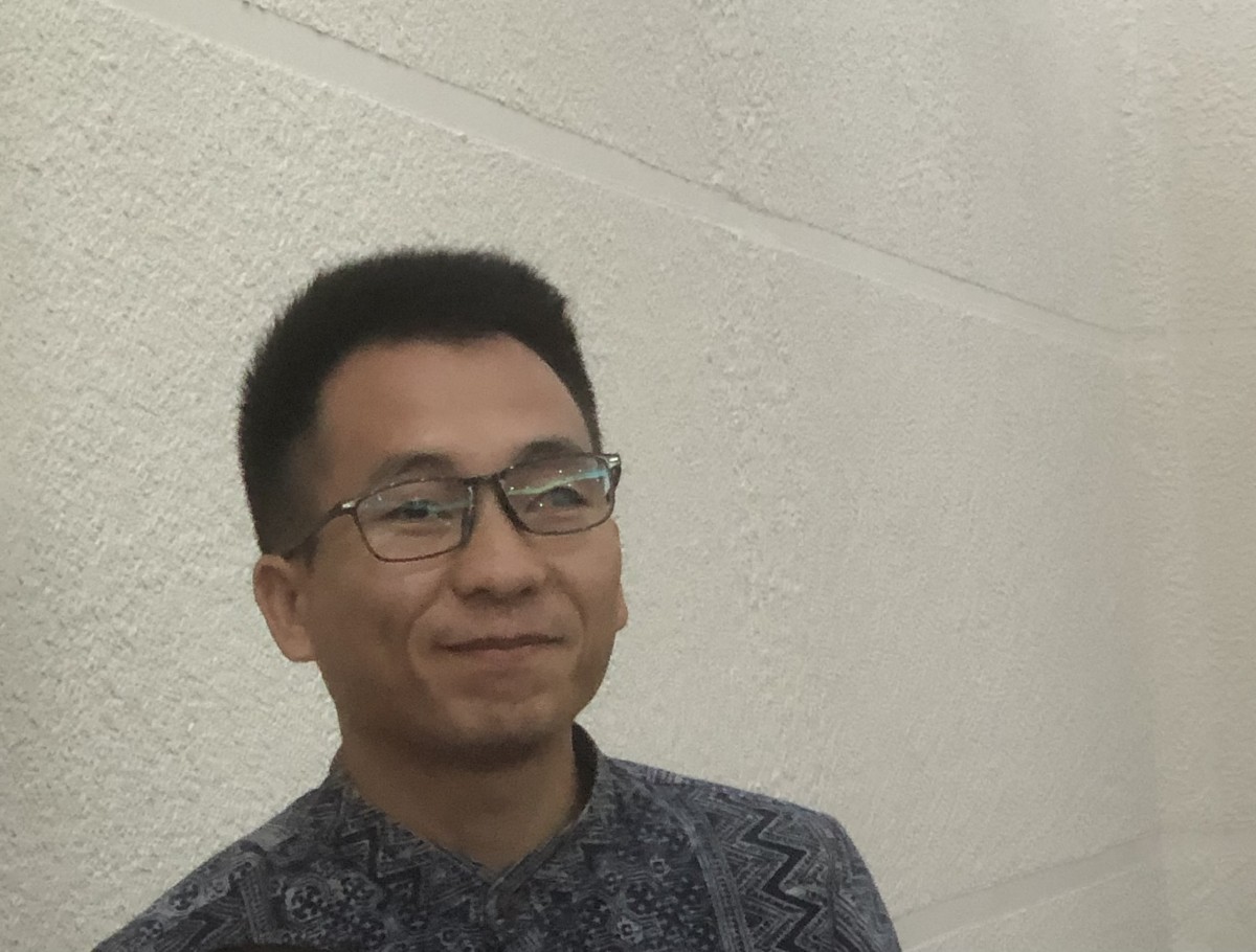 Nhà thơ Vàng A Giang. Ảnh: V.T