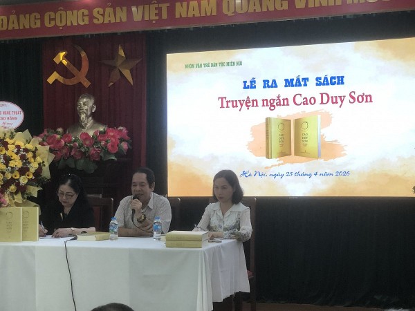 cao duy son tu chu cay huong den chang gau rung gia