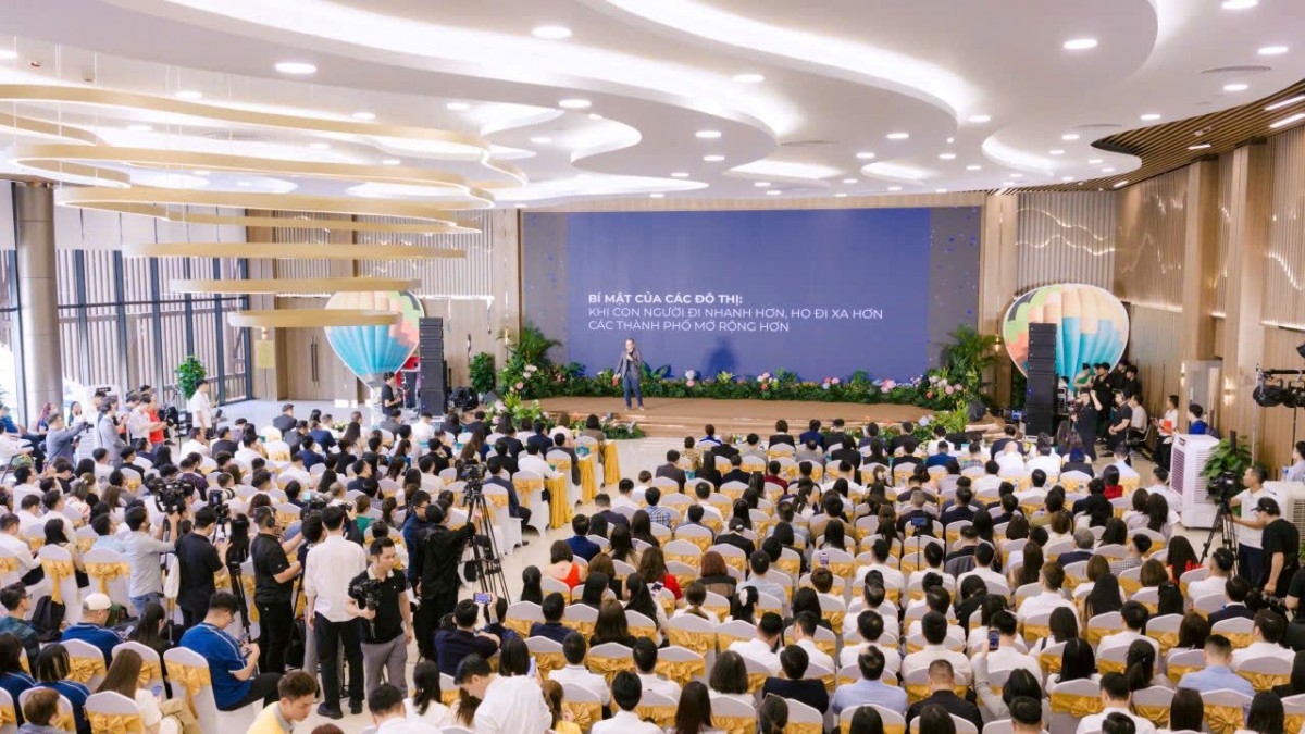 Chuyên gia quy hoạch quốc tế: Hạ Long từ một kỳ quan để đến thăm trở thành một chuẩn sống để lựa chọn