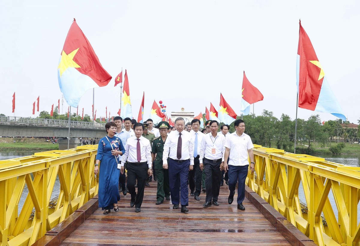 Tổng Bí thư, Chủ tịch nước Tô Lâm dự Lễ Thượng cờ Thống nhất non sông