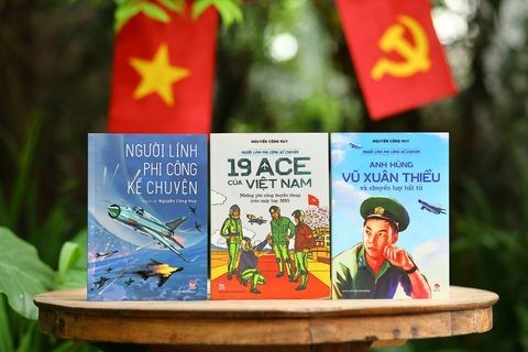 Ra mắt bộ sách kỉ niệm 51 năm Giải phóng miền Nam