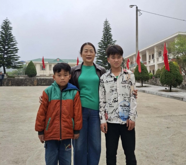 nhung dua con cua nguoi linh mang quan ham xanh but ky cua luong thi tuyet nga