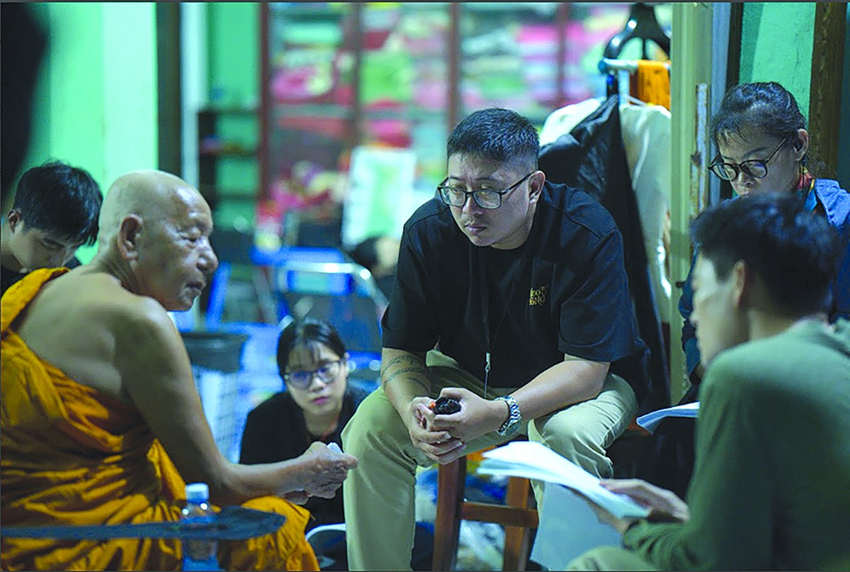 Đạo diễn 
