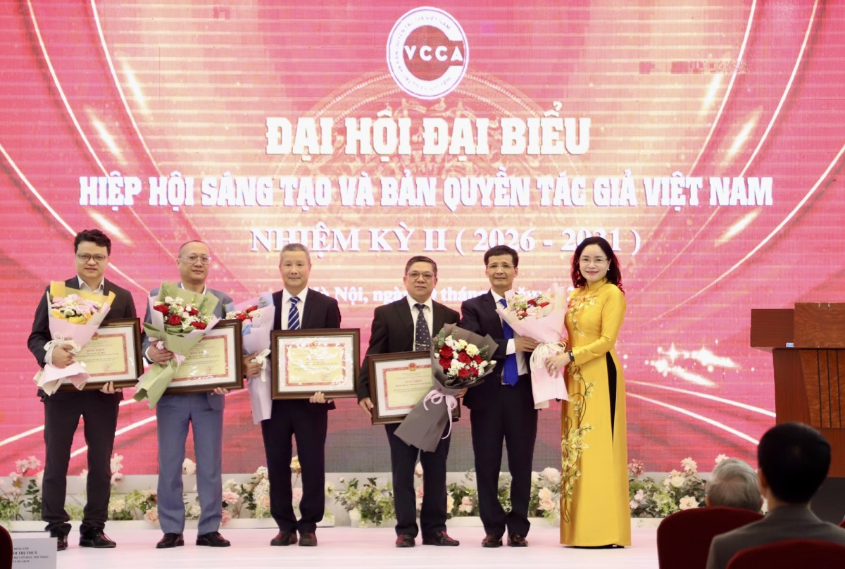 Ông Bùi Nguyên Hùng, tiếp tục làm Chủ tịch Hiệp hội Sáng tạo và Bản quyền tác giả Việt Nam nhiệm kỳ II