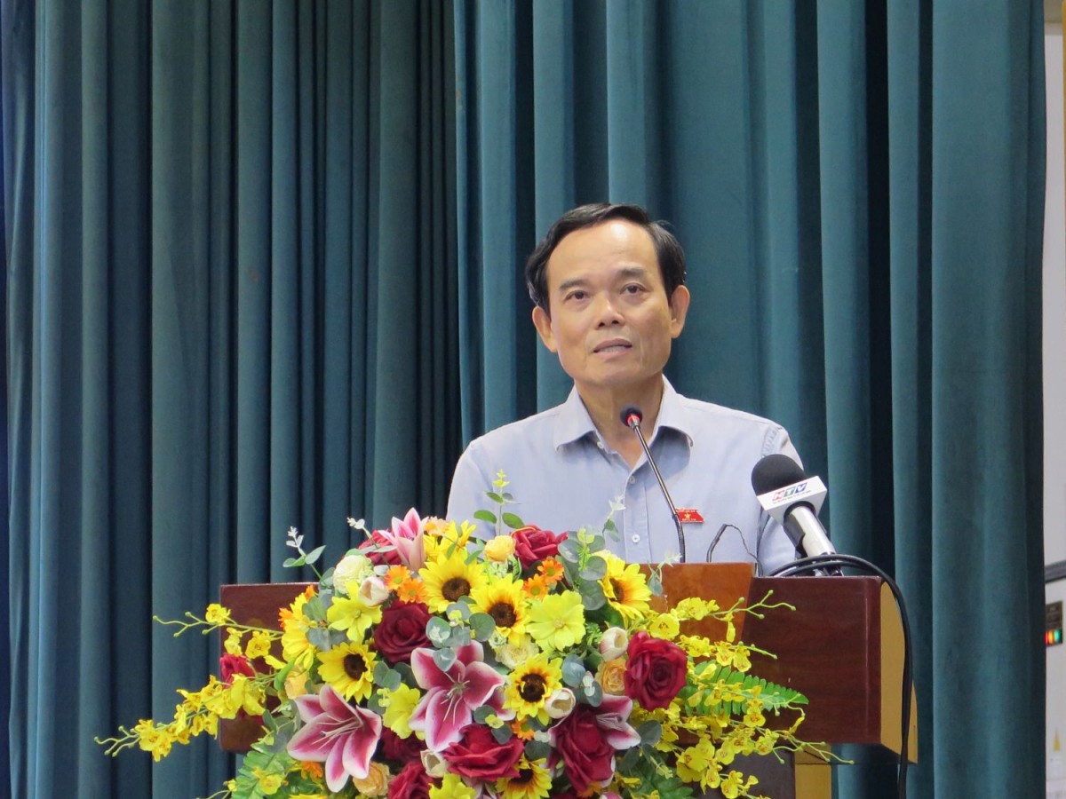 Đoàn đại biểu Quốc hội TP Hồ Chí Minh tiếp xúc cử tri