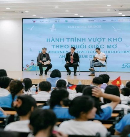 Bảo vệ nền tảng tư tưởng của Đảng trong điều kiện mới