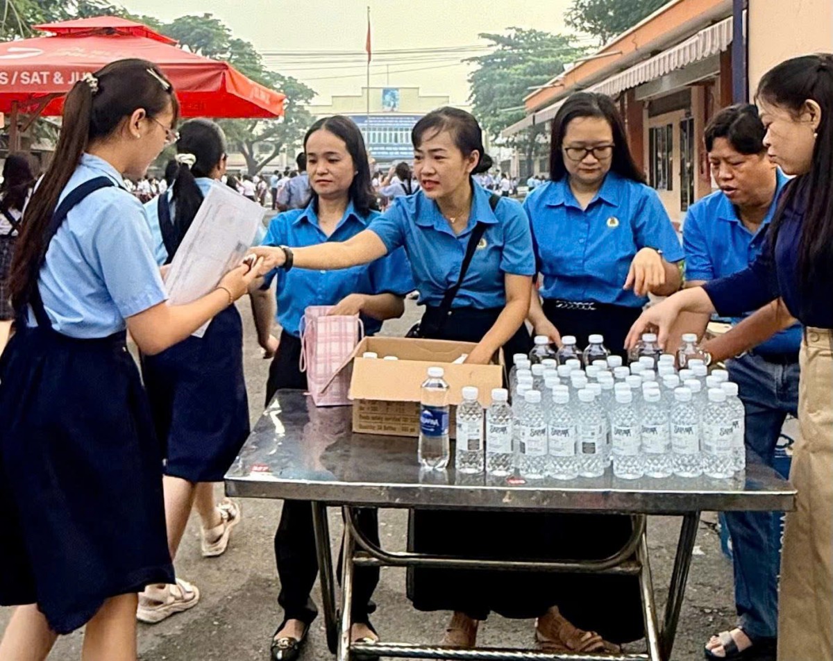 Tuyển sinh lớp 10 TP.HCM: Đề thi bám sát thực tiễn, giảm học thuộc