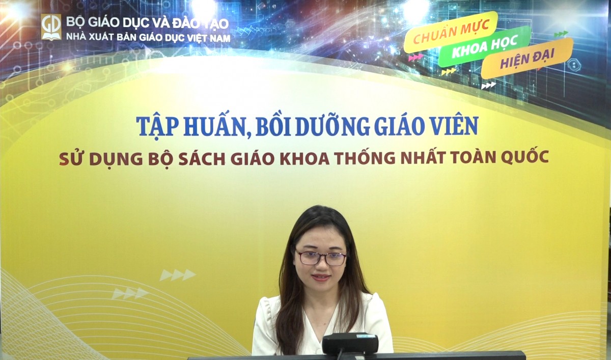 Nhà xuất bản Giáo dục Việt Nam tổ chức tập huấn, bồi dưỡng sử dụng bộ sách giáo khoa thống nhất