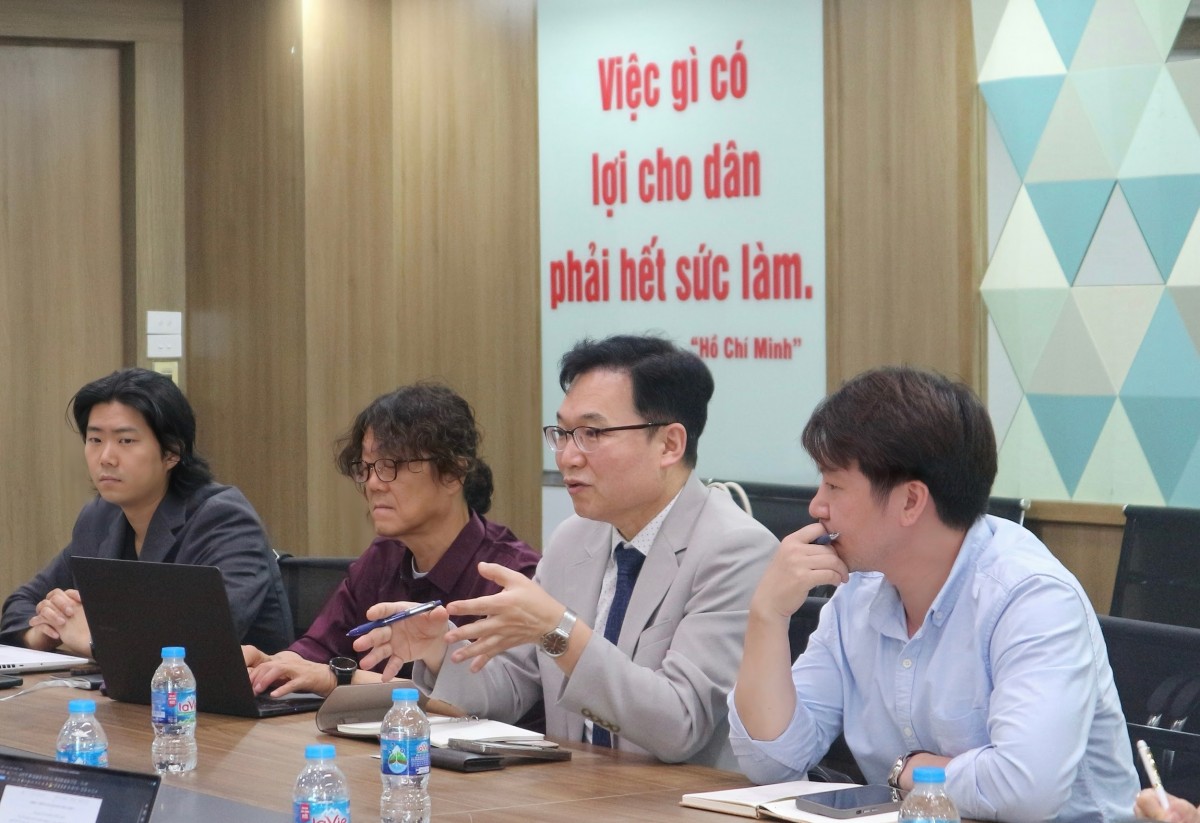 Đẩy mạnh hợp tác phát triển ngành công nghiệp bán dẫn và công nghệ số