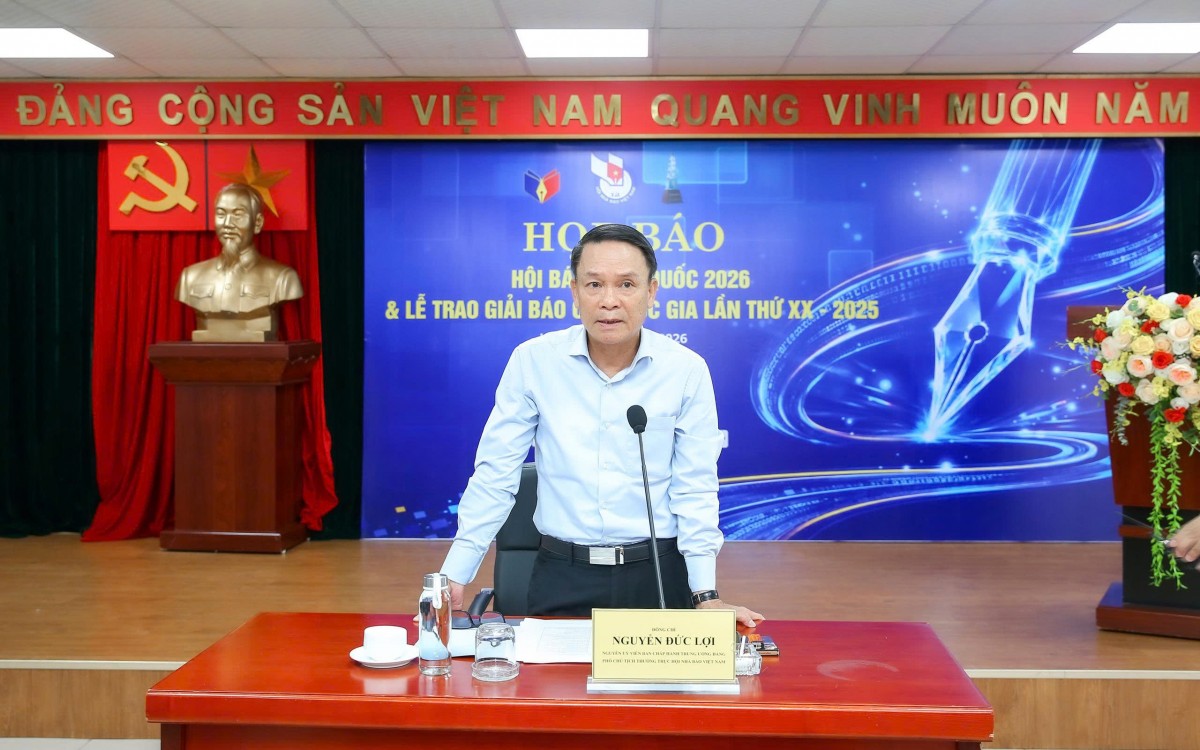 Ông Nguyễn Đức Lợi chủ trì buổi họp báo. Ảnh: Sơn Hải