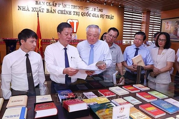 cam nang quan tri quoc gia hien dai trong ky nguyen moi