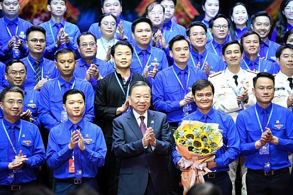dong chi bui quang huy tai dac cu bi thu thu nhat ban chap hanh trung uong doan tncs ho chi minh