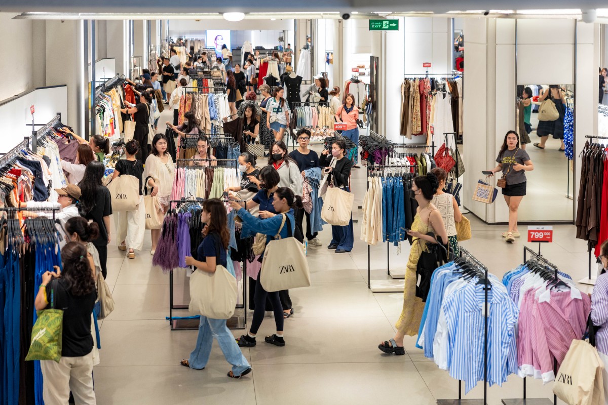 90 trung tâm thương mại Vincom đồng loạt bùng nổ lễ hội mua sắm red sale 2026 ưu đãi khủng 70%