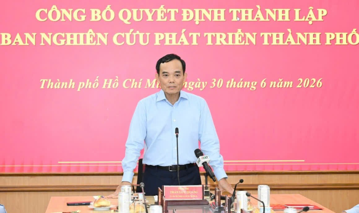 Thành lập Ban Nghiên cứu phát triển Thành phố Hồ Chí Minh với 24 thành viên