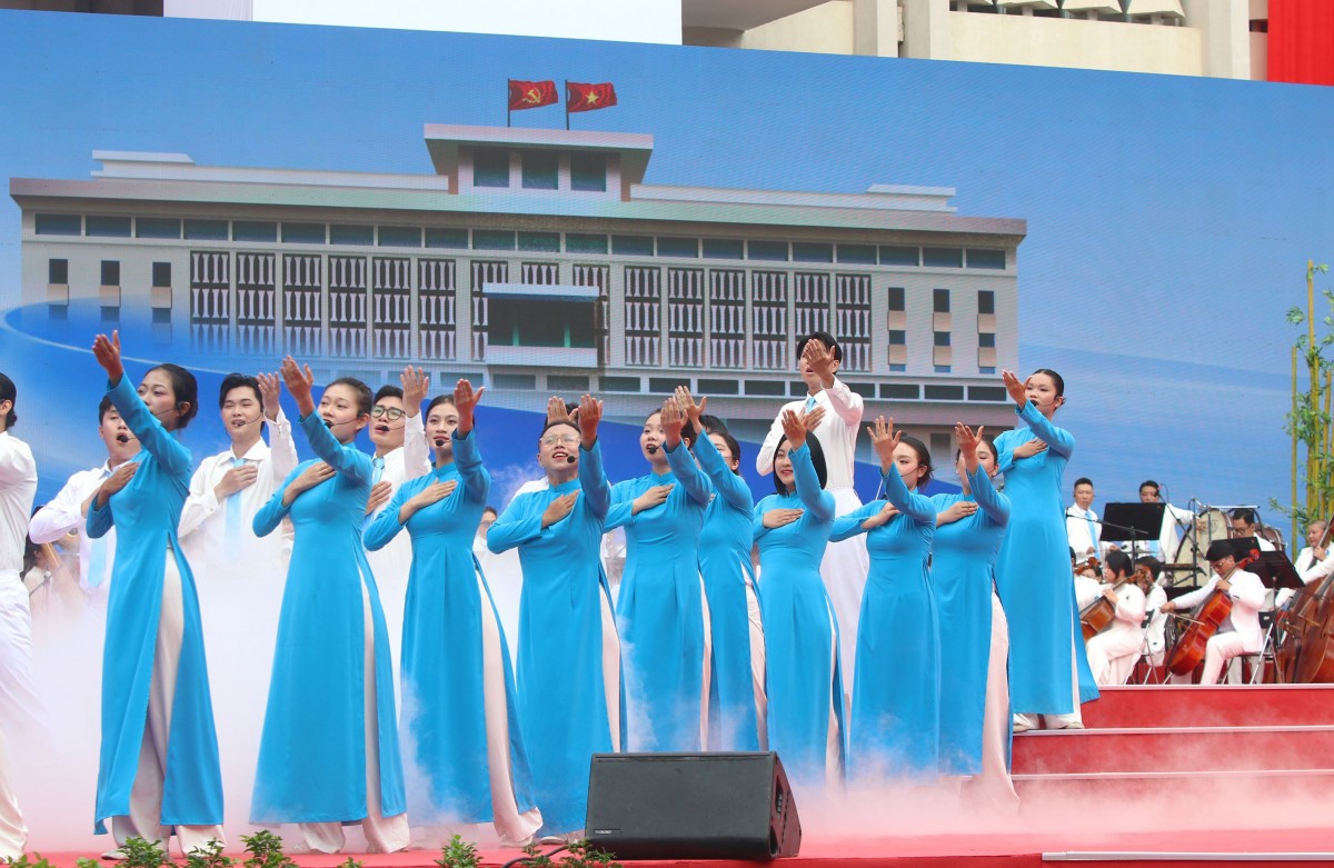 TP.HCM kỷ niệm 50 năm vinh dự mang tên Chủ tịch Hồ Chí Minh