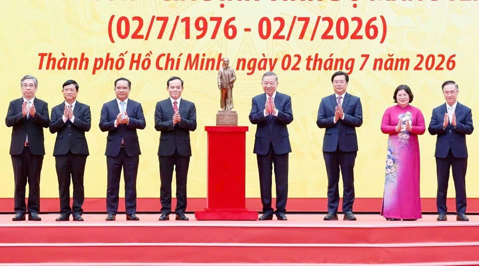 Thành phố Hồ Chí Minh khơi dậy khát vọng mới từ niềm vinh dự mang tên Bác