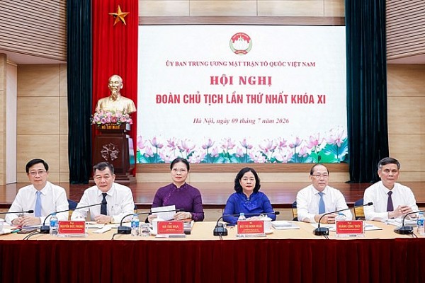 hoi nghi doan chu tich uy ban trung uong mat tran to quoc viet nam lan thu nhat khoa xi