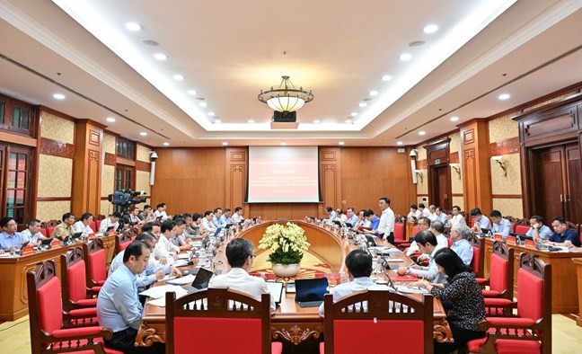 Tăng cường kỷ luật thực thi, thúc đẩy chuyển đổi số thực chất trong các cơ quan Đảng
