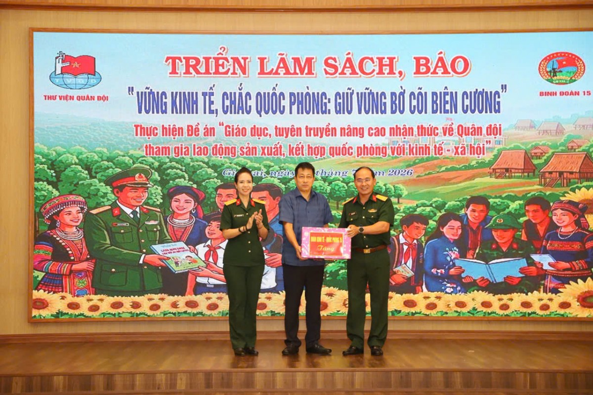 Nhà xuất bản Giáo dục Việt Nam lan tỏa văn hóa đọc tới vùng biên giới