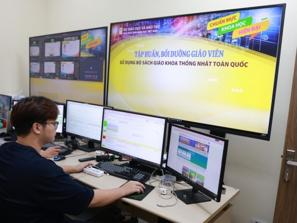 Nhà xuất bản Giáo dục Việt Nam hoàn thành chương trình tập huấn, bồi dưỡng sử dụng bộ sách giáo khoa thống nhất