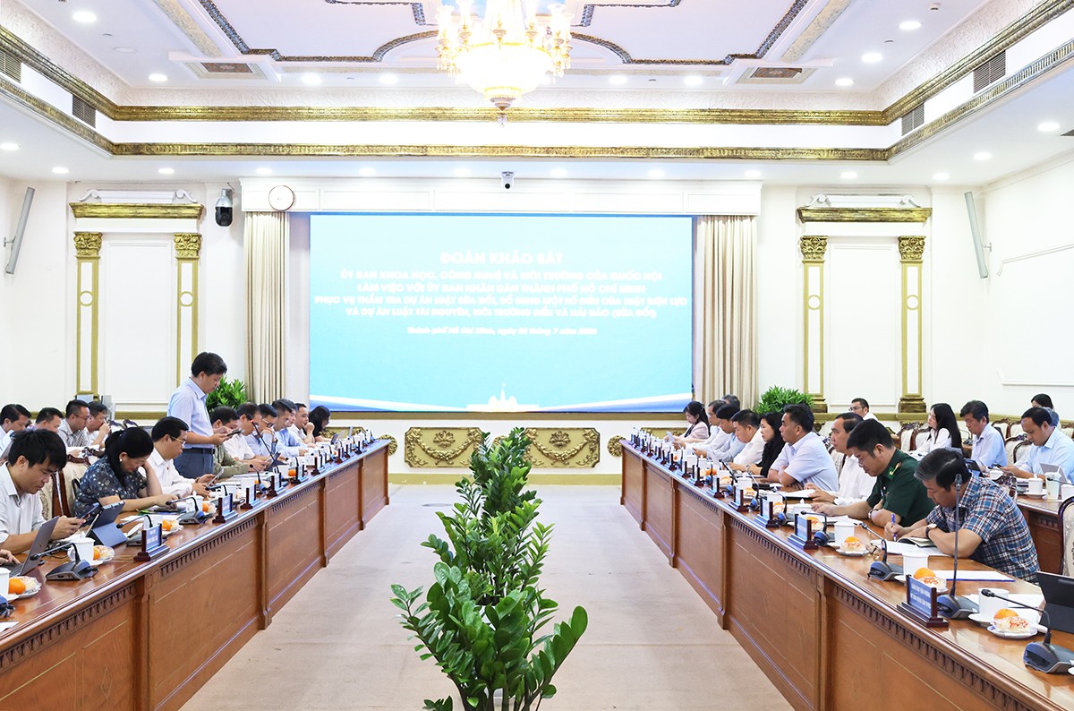 Gỡ điểm nghẽn thể chế để khơi thông động lực phát triển năng lượng và kinh tế biển