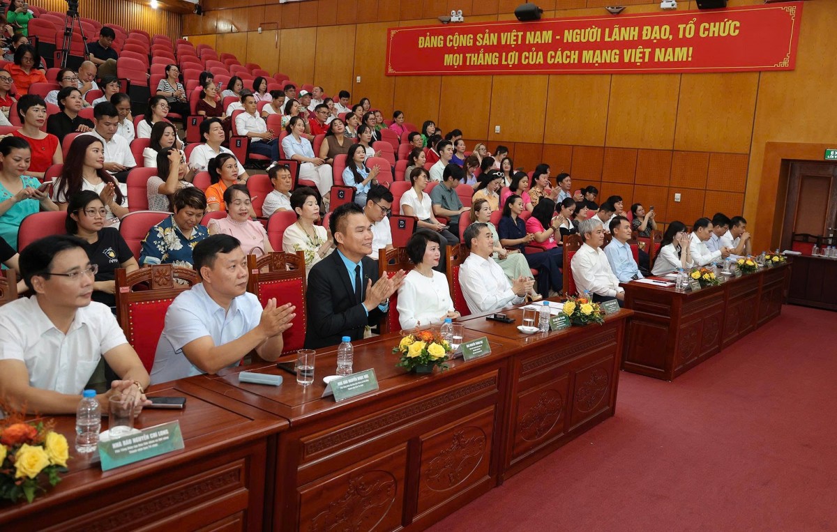 Các đại biểu tham dự Lễ phát động. Ảnh: BTC