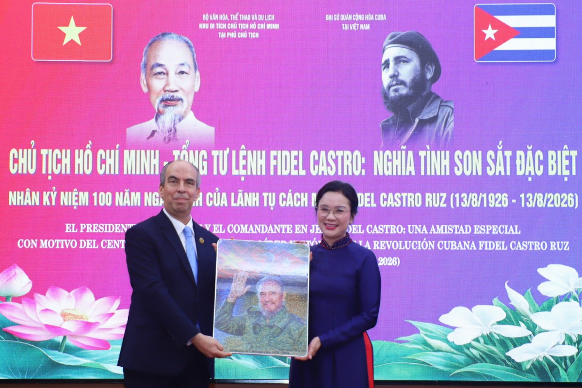 Khai mạc chuyên đề “Chủ tịch Hồ Chí Minh- Tổng Tư lệnh Fidel Castro: Nghĩa tình son sắt đặc biệt”