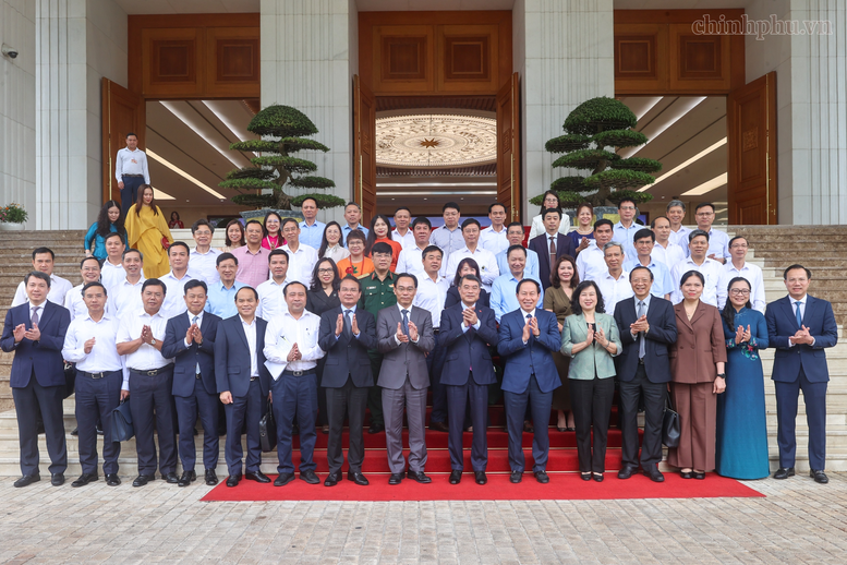 Thủ tướng: Năm học mới đặc biệt quan trọng, phải đổi mới thực chất từ bên trong ngành giáo dục