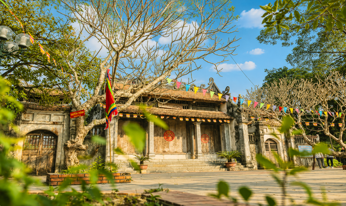 Qua những mái chùa cổ Ninh Bình