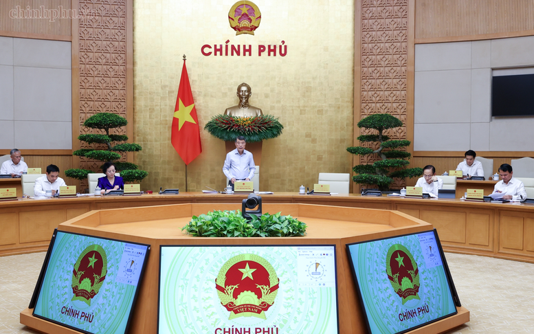 Đẩy nhanh tiến độ hoàn thiện 20 dự án luật, nghị quyết