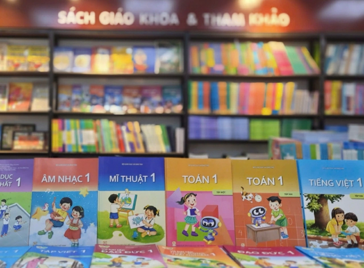 Nhà xuất bản Giáo dục Việt Nam nỗ lực bổ sung sách giáo khoa
