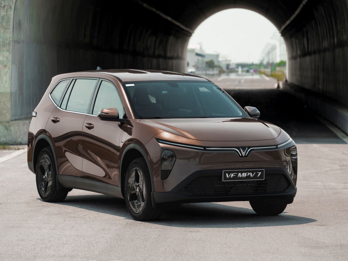 VinFast VF MPV 7 tăng ưu thế trong phân khúc xe 7 chỗ gia đình