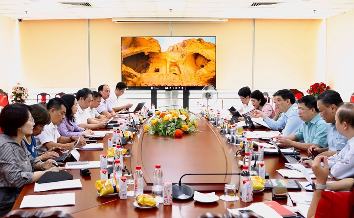 Để công nghiệp văn hóa cất cánh