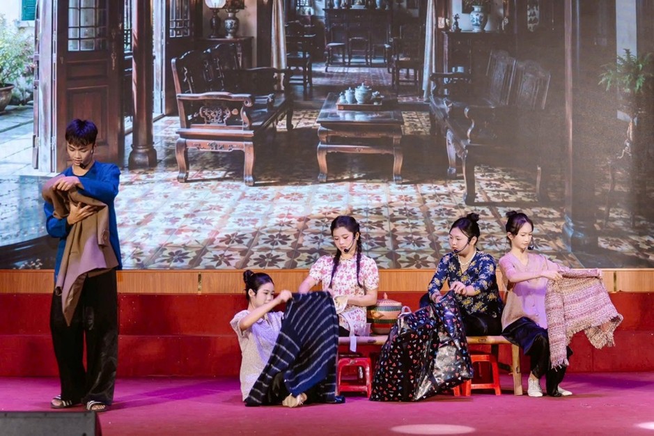 Gieo hạt giống nghệ thuật từ những sân khấu học đường