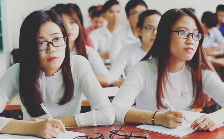 Chính phủ: Nâng cao chất lượng đào tạo, chấm dứt tình trạng thừa, thiếu giáo viên