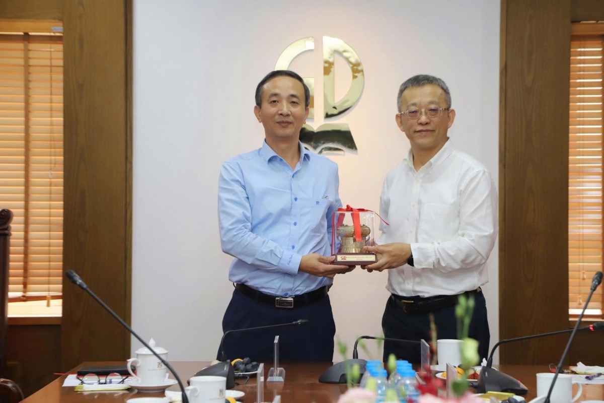 Nhà xuất bản Giáo dục Việt Nam mở rộng hợp tác bản quyền và học liệu số