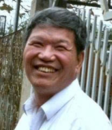 Người thợ mỏ khoan từng vỉa chữ