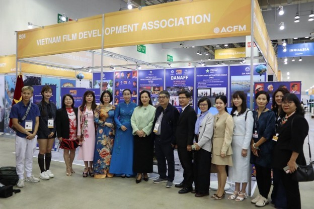 VFDA khai trương Gian hàng Điện ảnh Việt Nam tại BIFF 2026