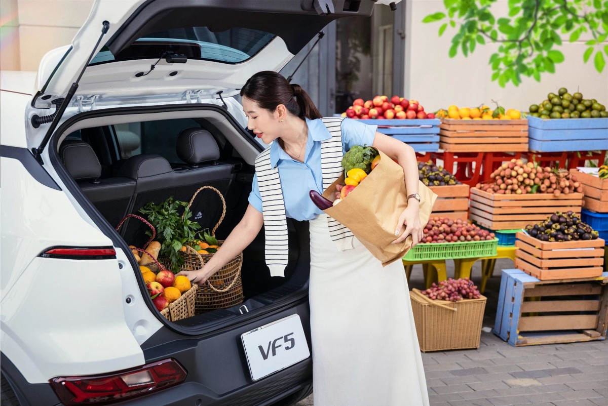 VinFast VF 5 giải quyết bài toán khó nhiều năm cho người sống trong ngõ nhỏ, chung cư