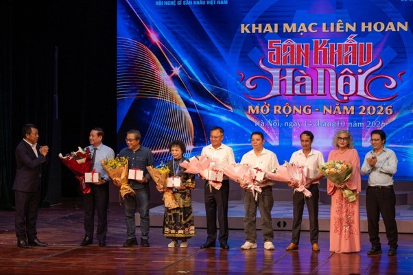 Hội đồng giám khảo tại Liên hoan Sân khấu Hà Nội mở rộng năm 2026, Ảnh: PV