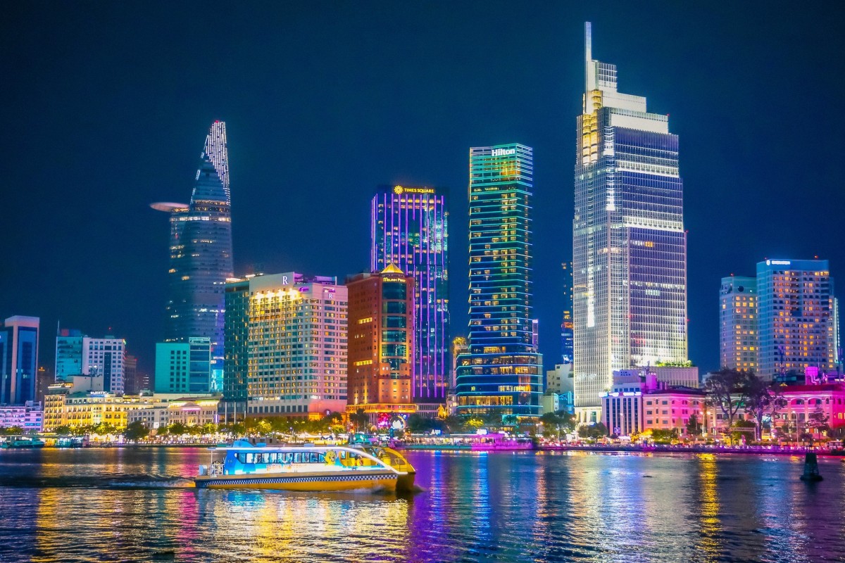 TP Hồ Chí Minh dồn lực quý IV, phấn đấu tăng trưởng 10,2%